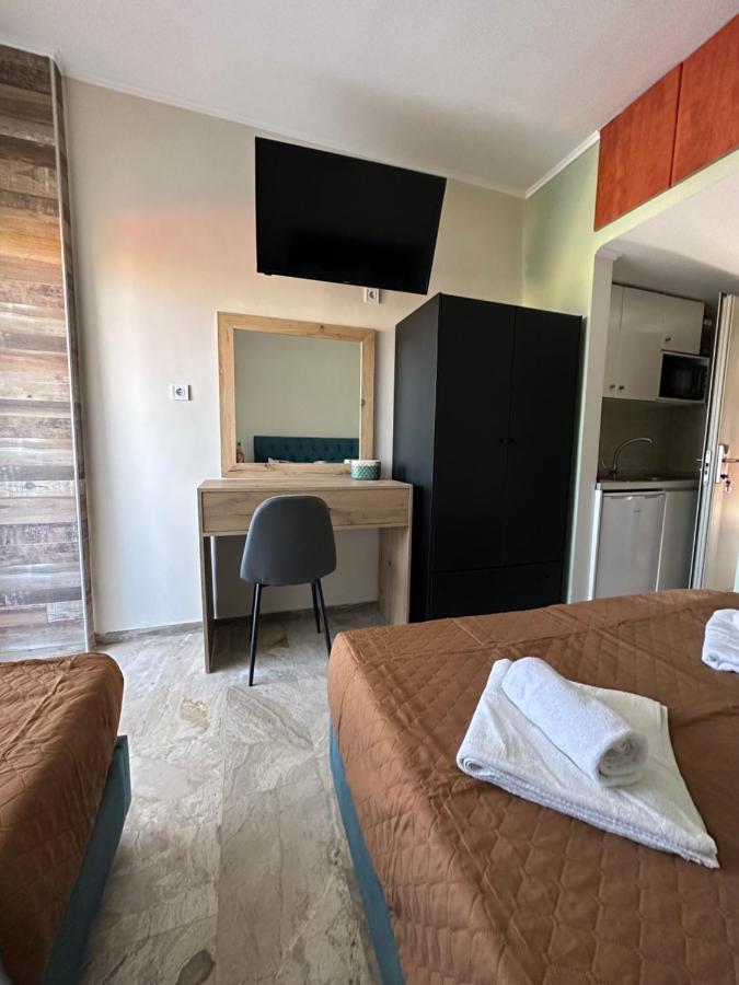 Hotel Palmera Sarti Exteriör bild