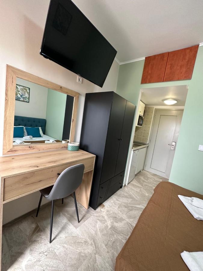 Hotel Palmera Sarti Exteriör bild